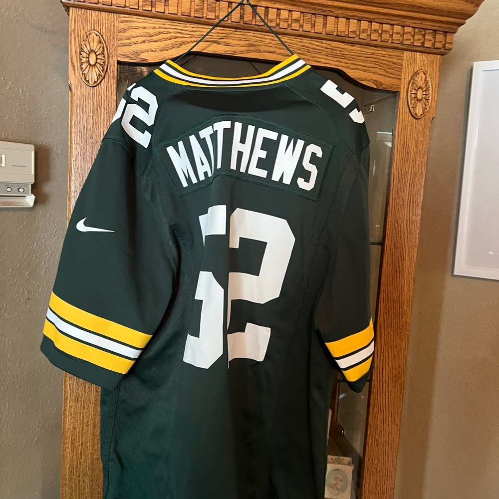 Green Bay Packers Clay Matthews Jersey Size Medium